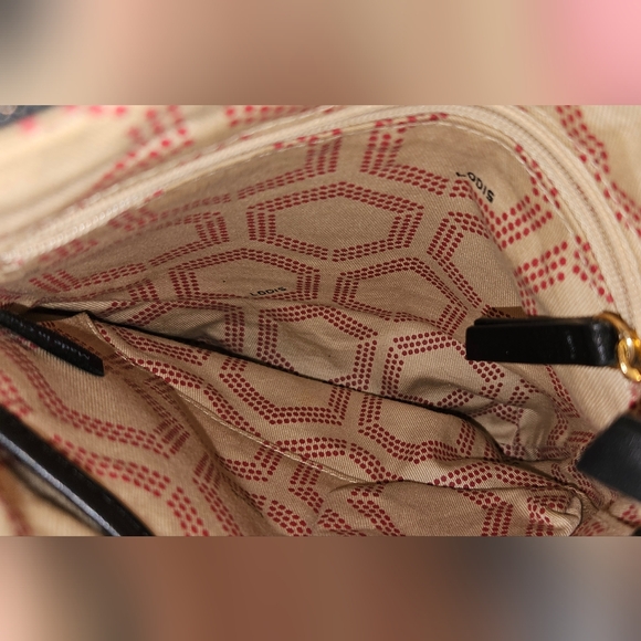 Lodis RFID Black Leather Crossbody Bag Zip Close  Adjustable Strap Purse - Picture 16 of 16